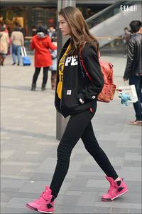 casino mobile games phone Su Ying bahkan botak dengan celana dalam warna apa yang suka dipakai Su Changyun